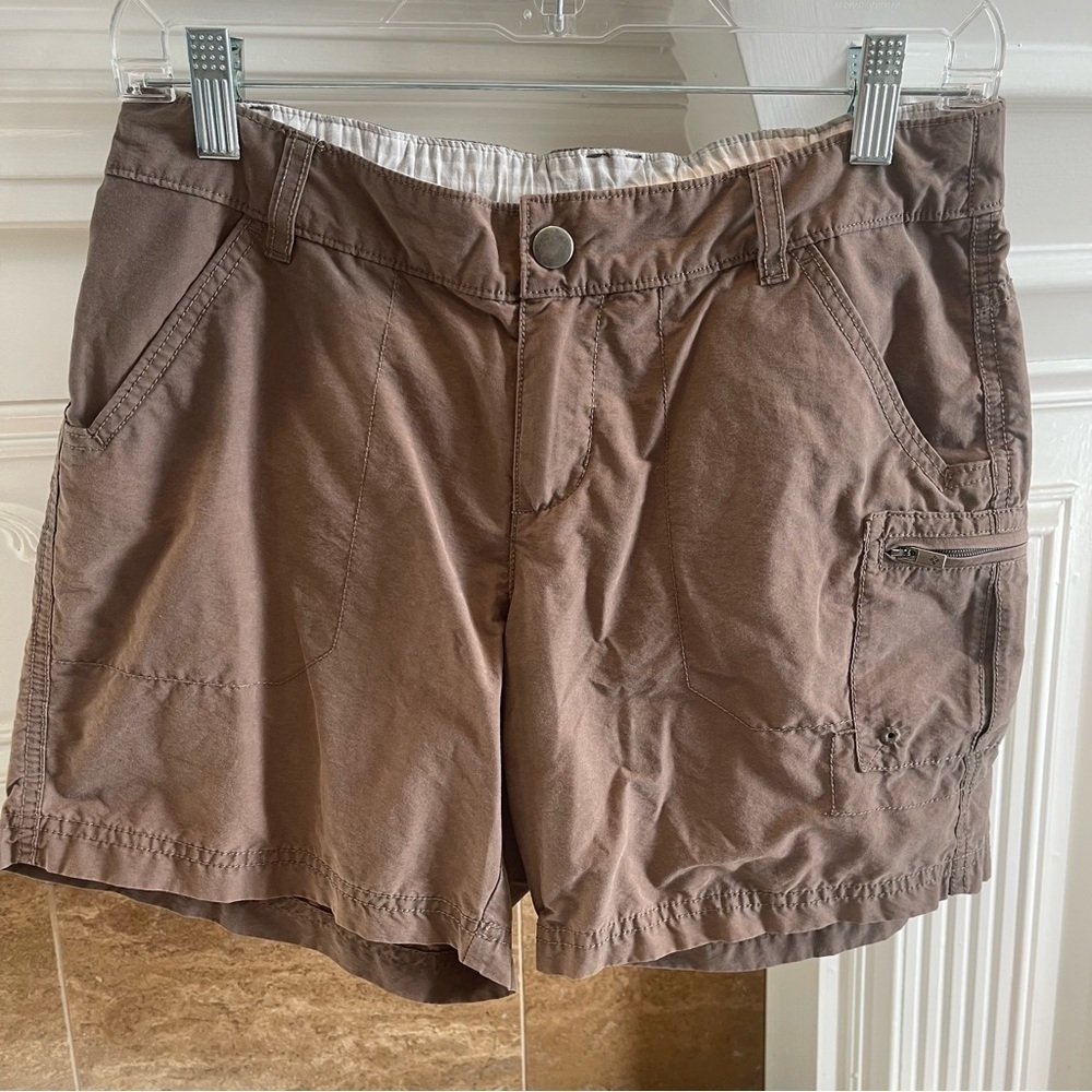 Bg:  Columbia Sportswear Cargo Shorts Women 6 Brown
